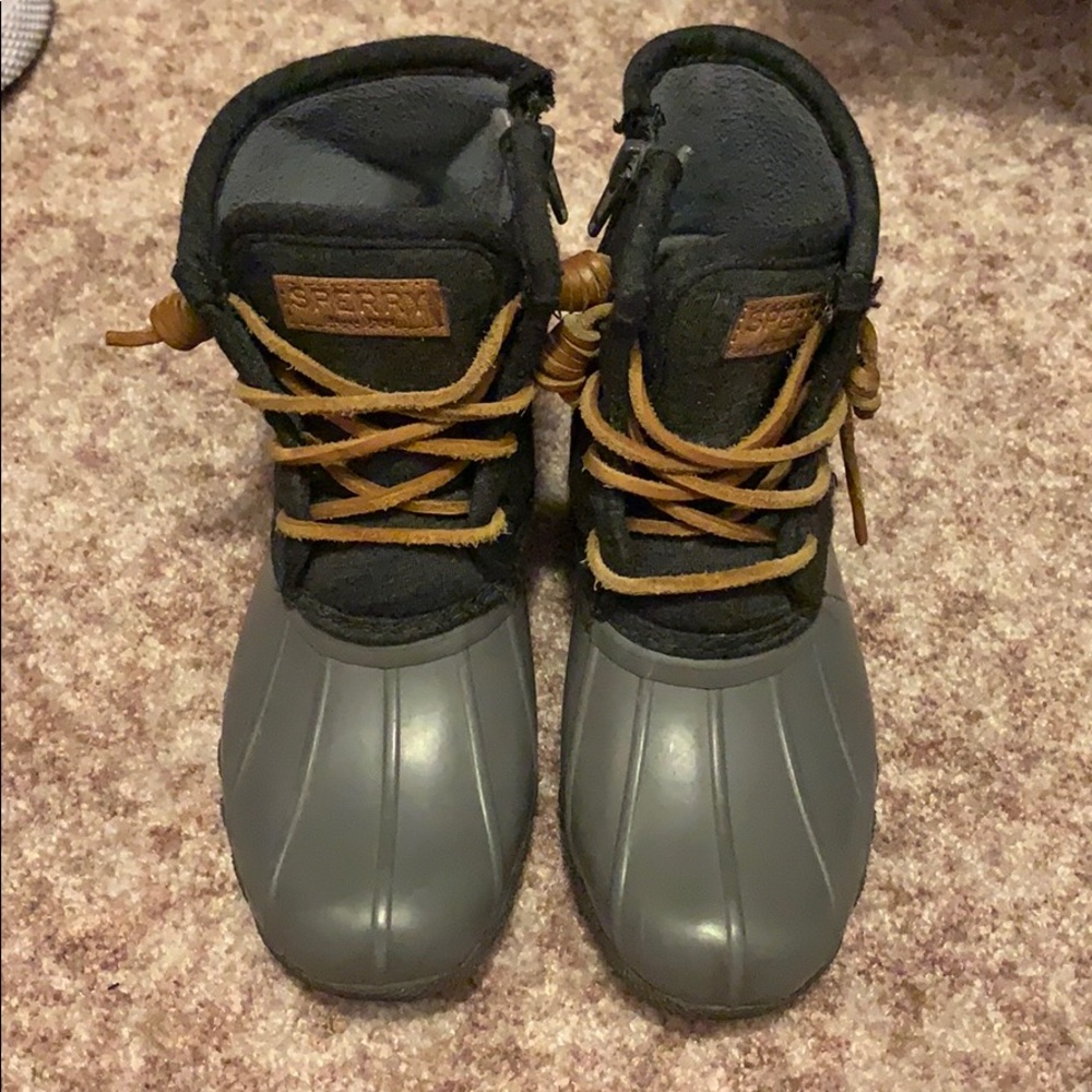 Girls Sperry Saltwater boots